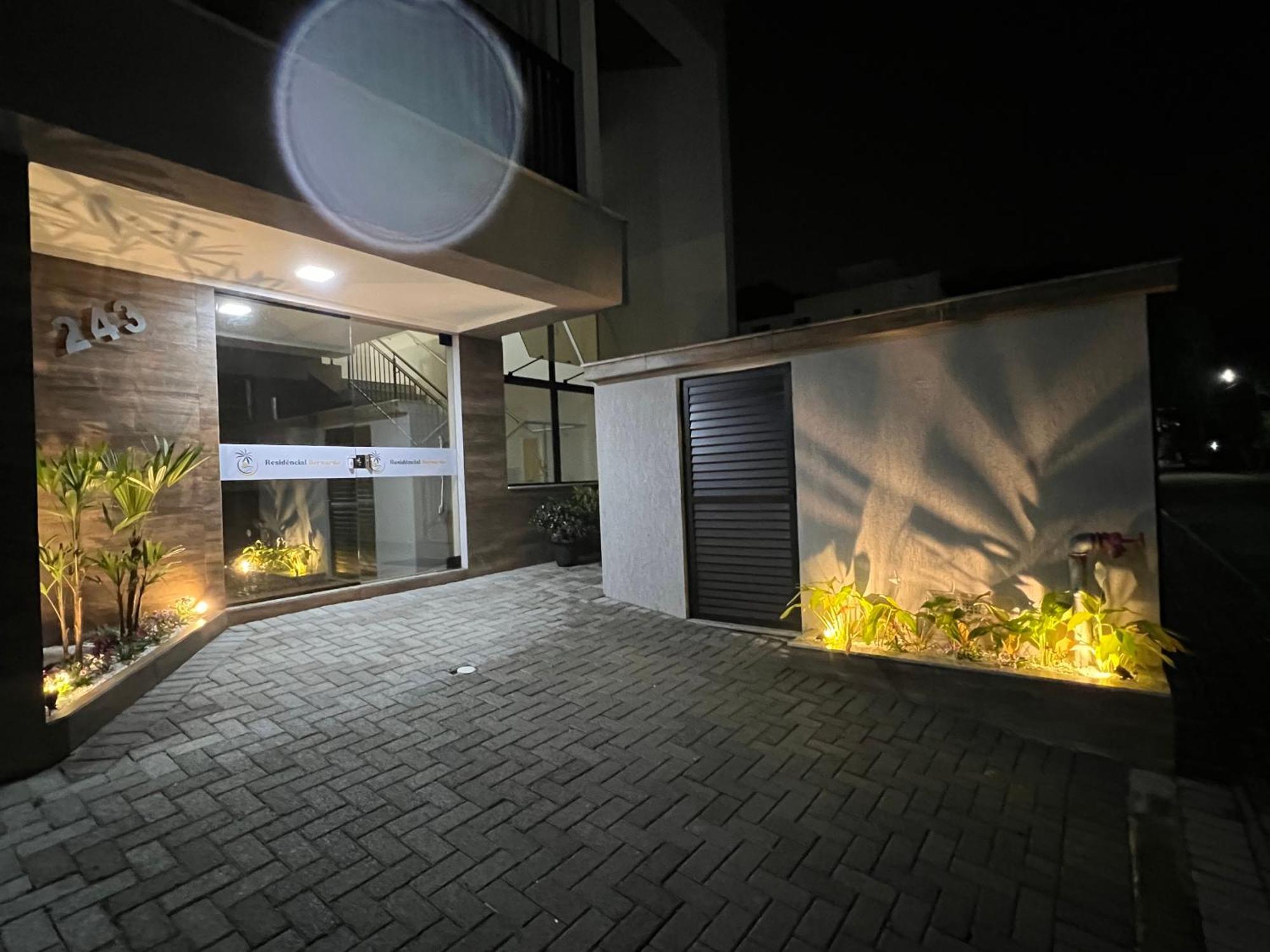 Apartment Residencial Bernardo *