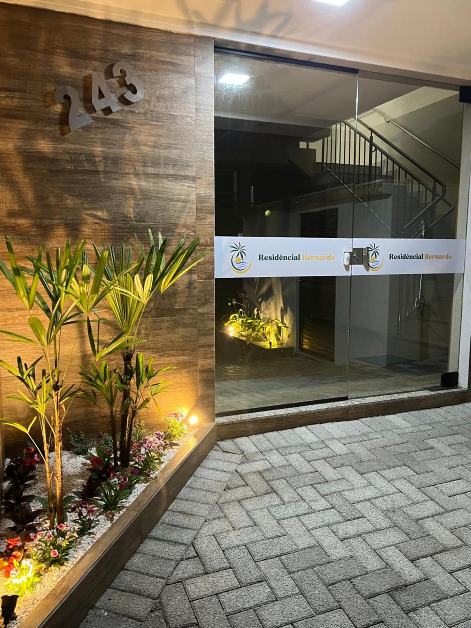 Residencial Bernardo Apartment
