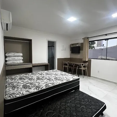 Residencial Bernardo Apartment Bombinhas Exterior photo