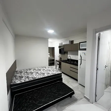 Residencial Bernardo Apartment Bombinhas Exterior photo
