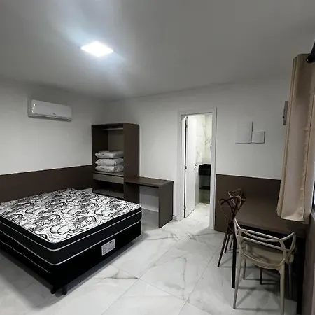 Residencial Bernardo Apartment Bombinhas Exterior photo