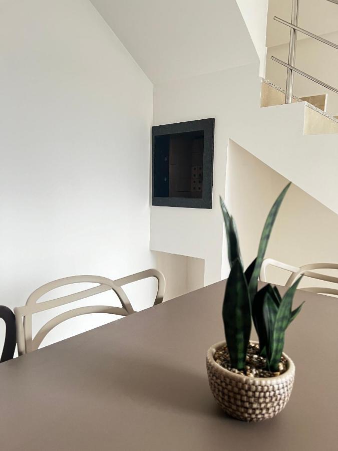 Residencial Bernardo Apartment *