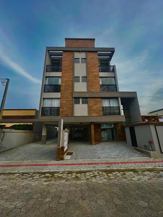 Residencial Bernardo Bombinhas
